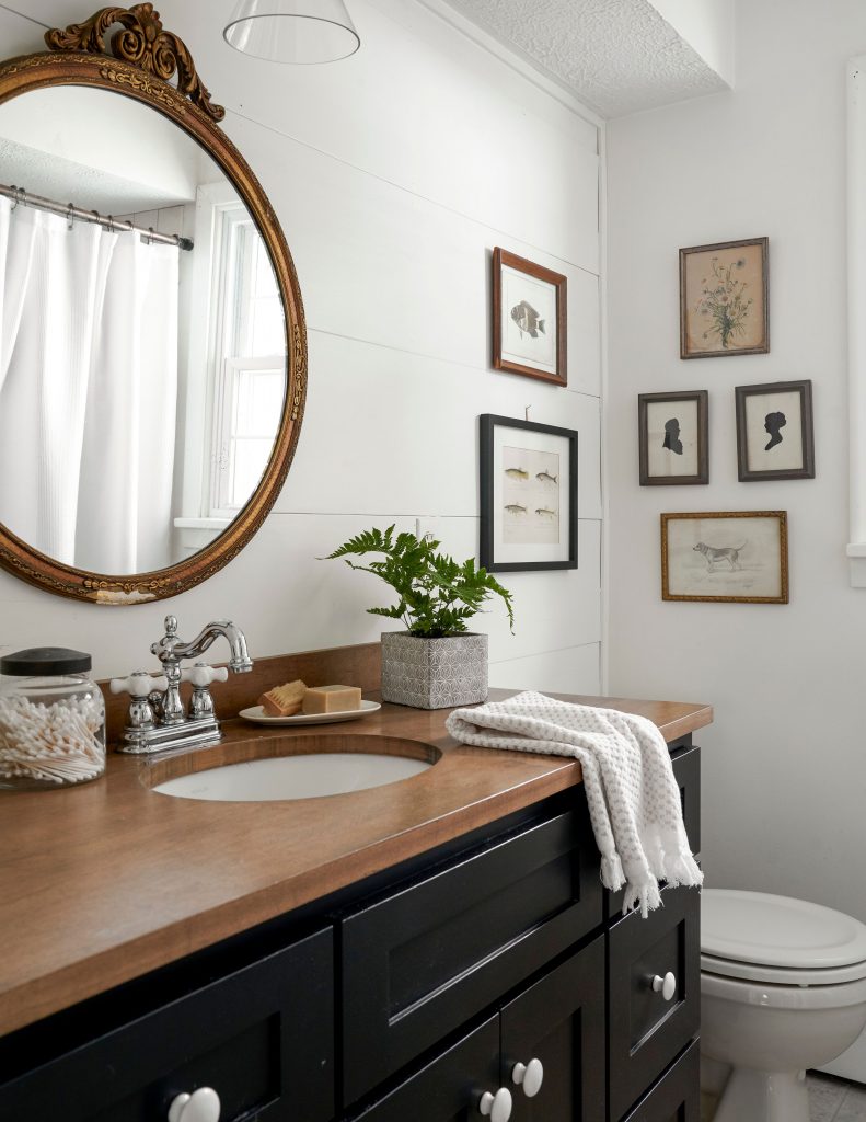 the bathroom vanity tray